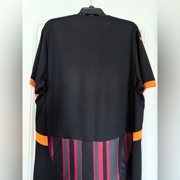 “Galatasaray SK” (Turkey) Men's Black and Red Jersey with Orange Accents - Picture 14 of 15